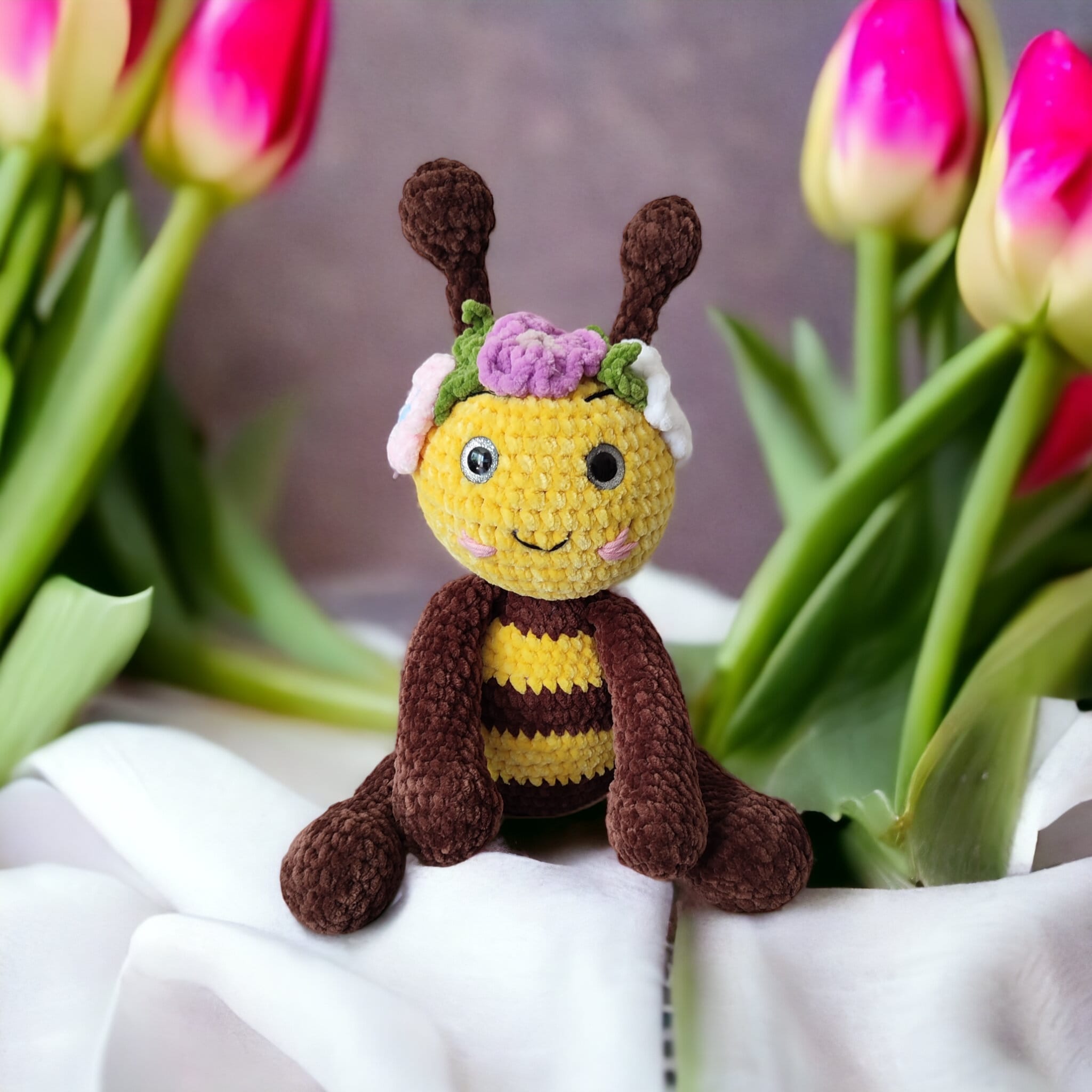 Pszczoła na szydełku - obrazek 2