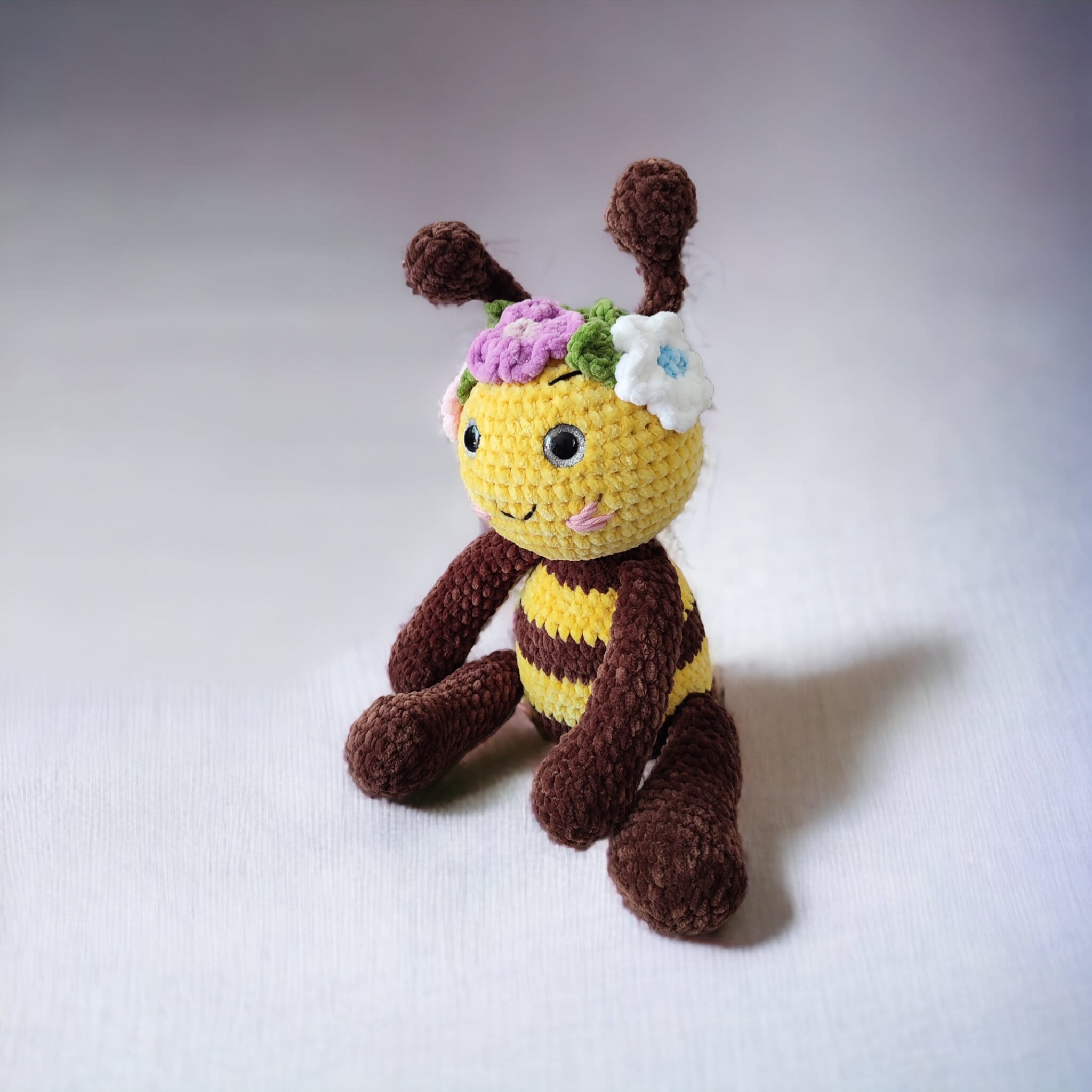 Pszczoła na szydełku - obrazek 3