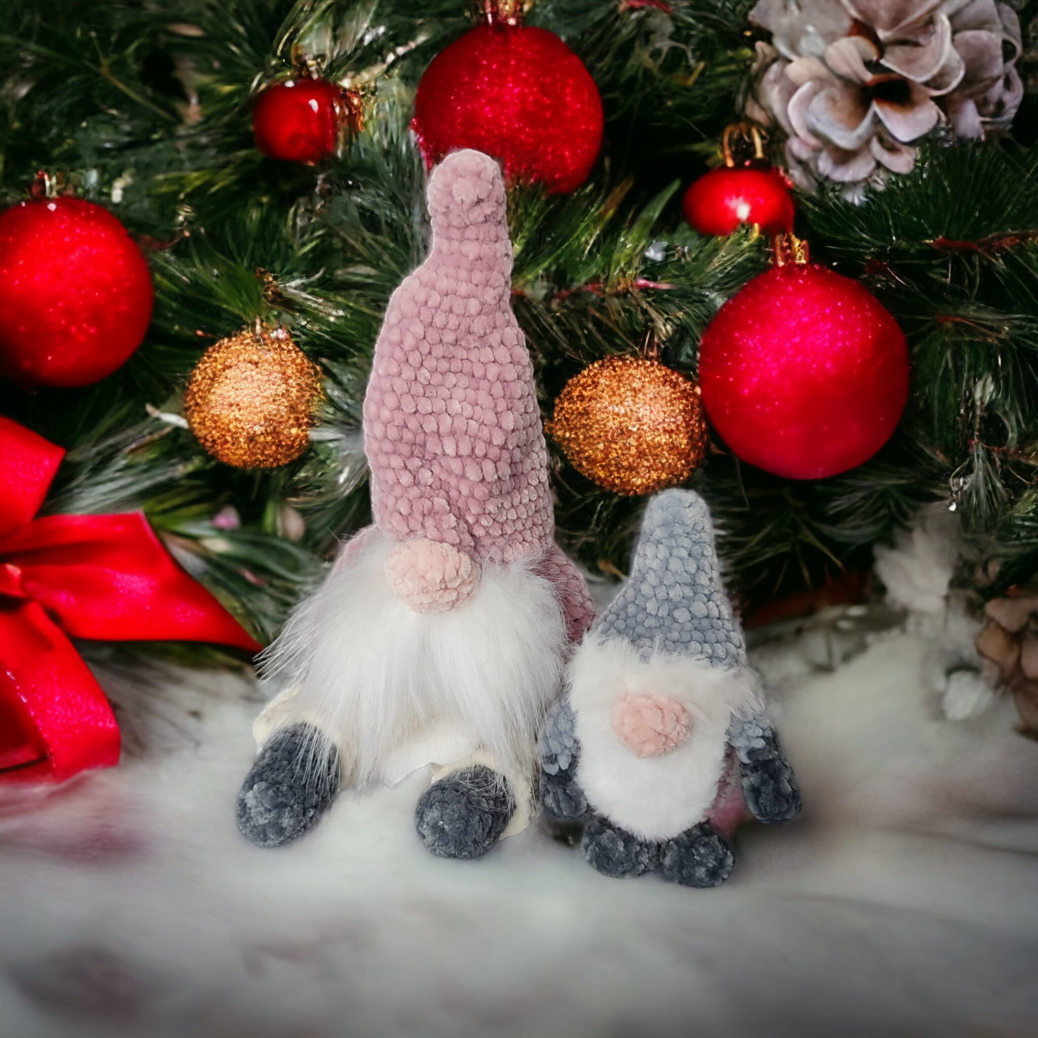 Skrzat Gnom Krasnal na szydełku - średni - obrazek 4